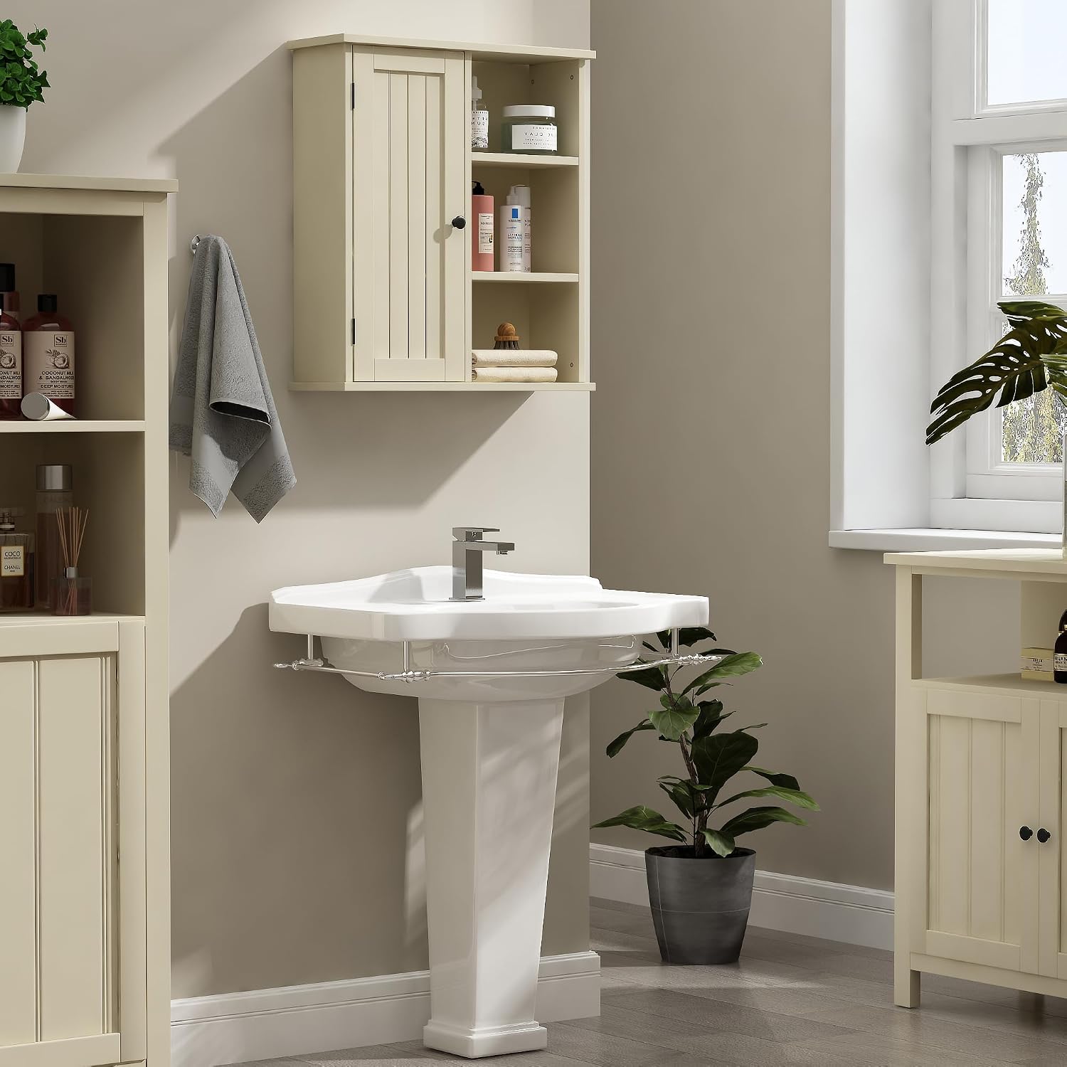 Treocho Wall Cabinet Medicine