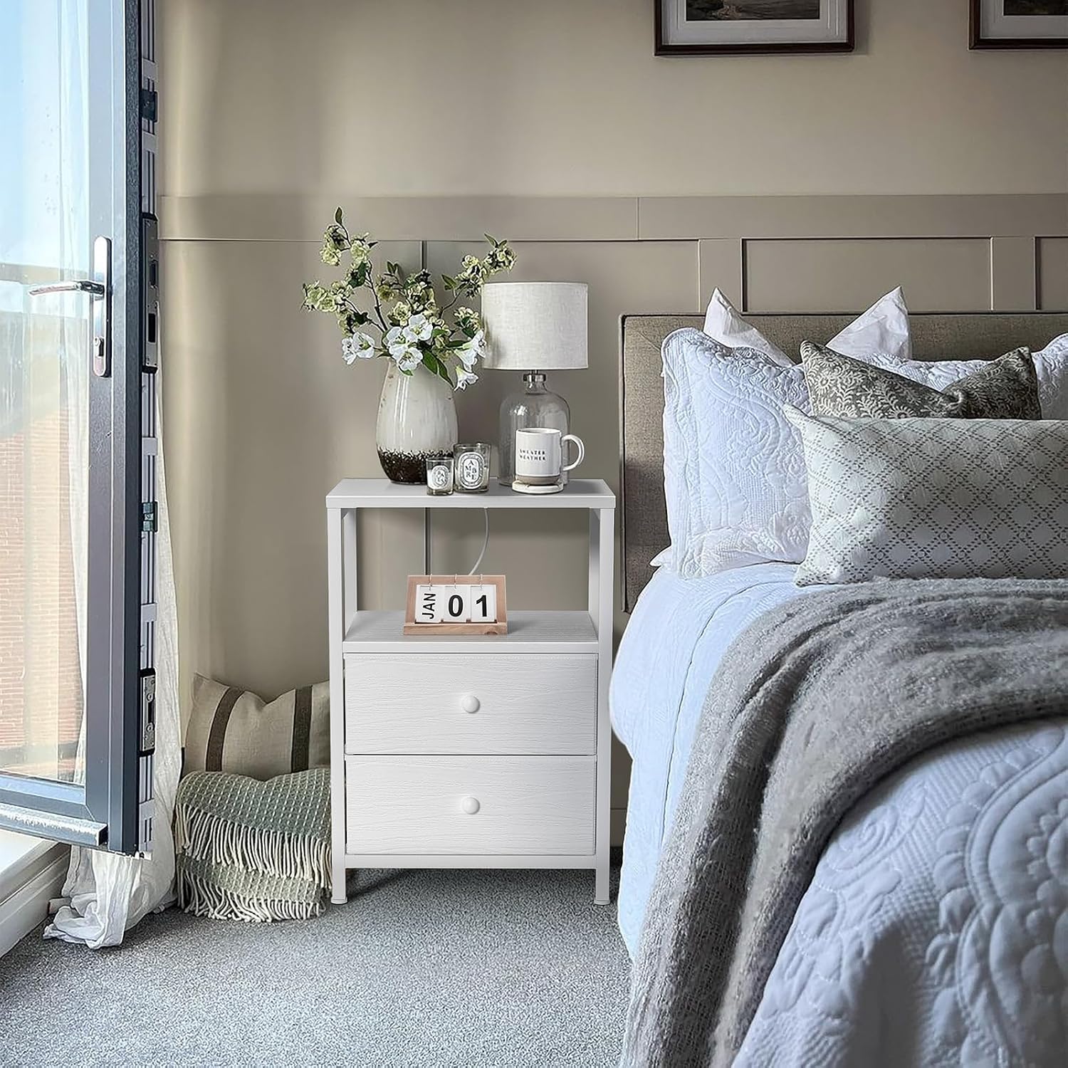 Boluo Nightstand Stand Bedside